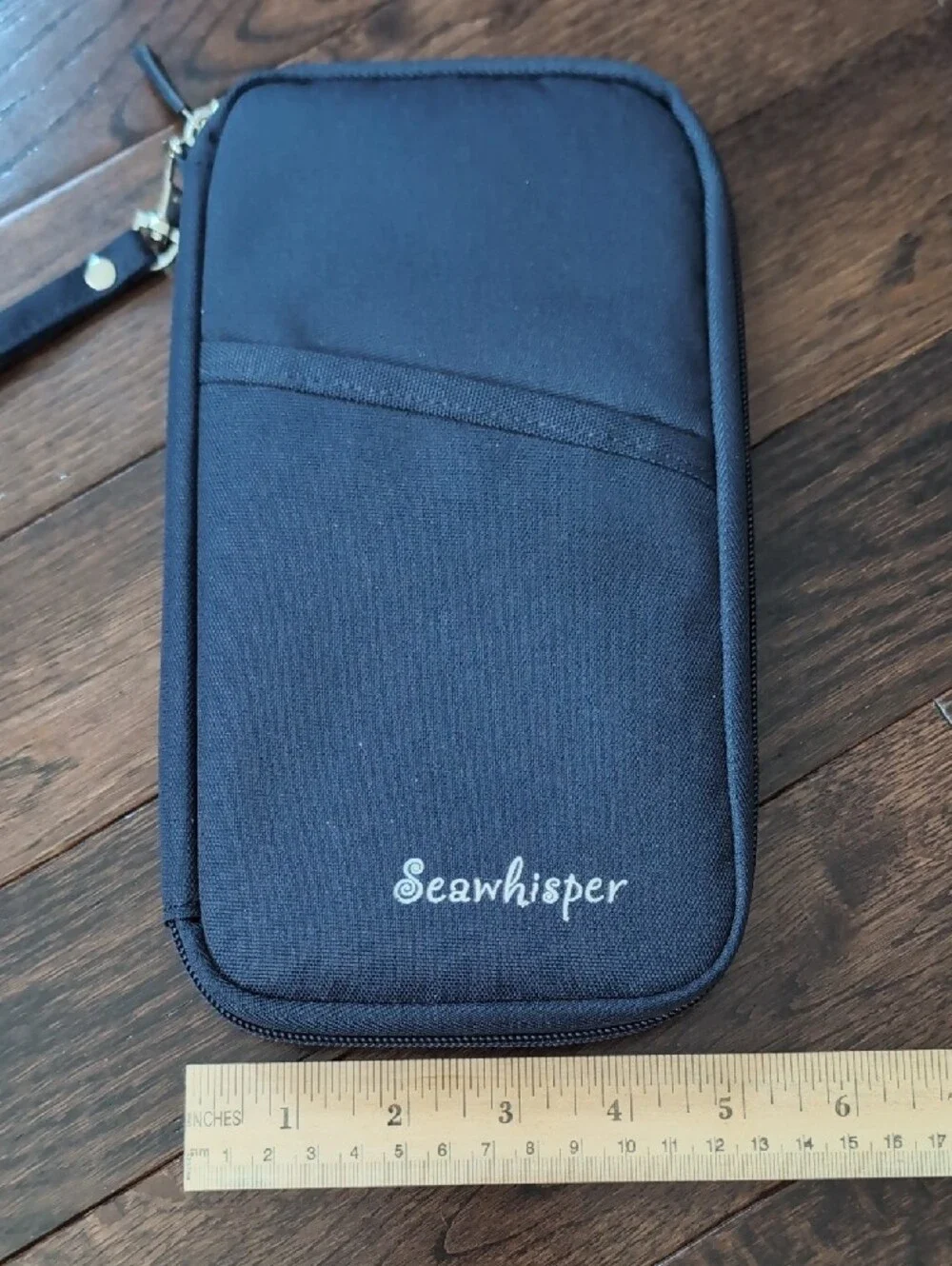 Like New Seawhisper Navy Travel Wallet Wristlet